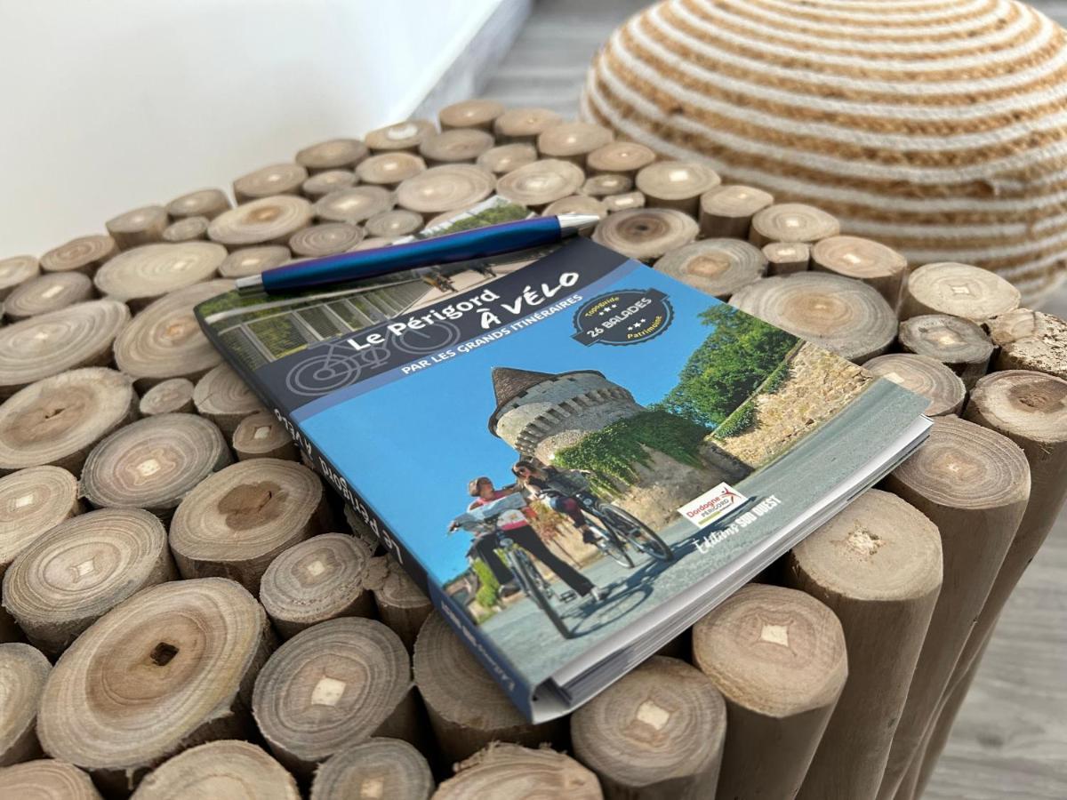 Azerat Demeure Du Vallon - Chambres D'Hotes De Charme المظهر الخارجي الصورة